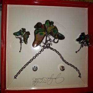 New necklace and earrings set new